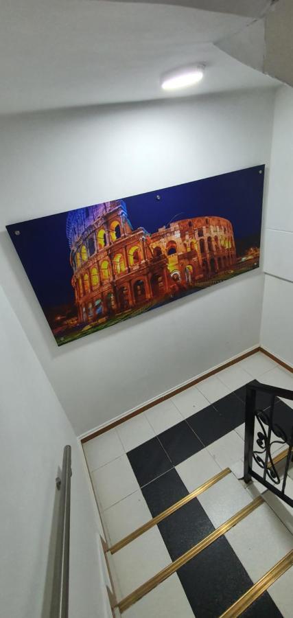Hotel Picasso 70 Меделин Екстериор снимка